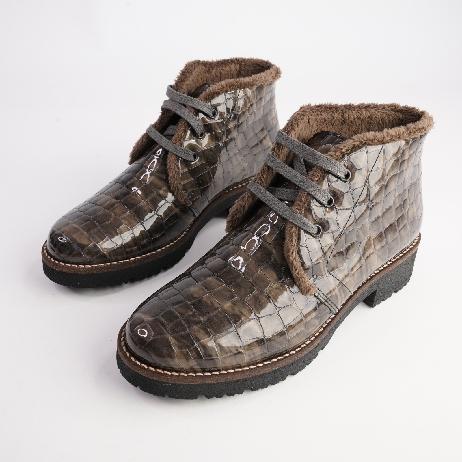 10773 Humo Patent Croc Leather Lace Up Boots