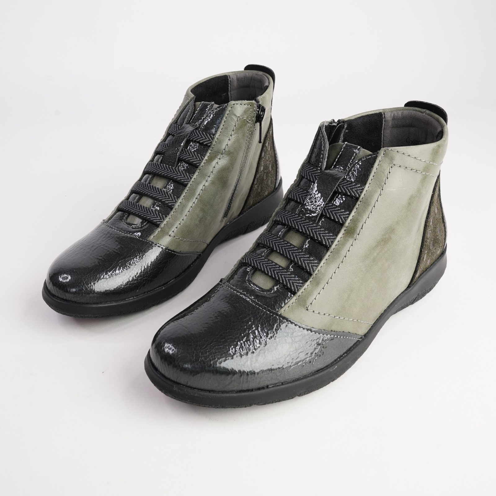 Oxana Hunter Leather Lace Up Boots