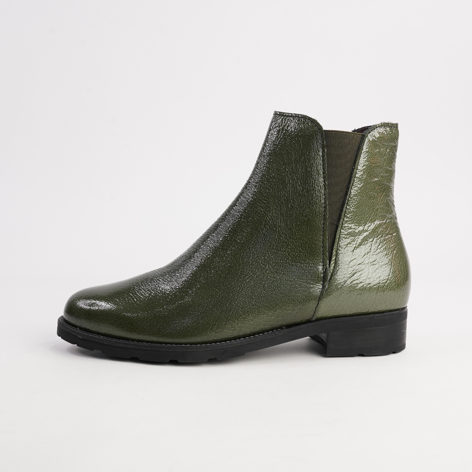 10182 Verde Leather Ankle Boots