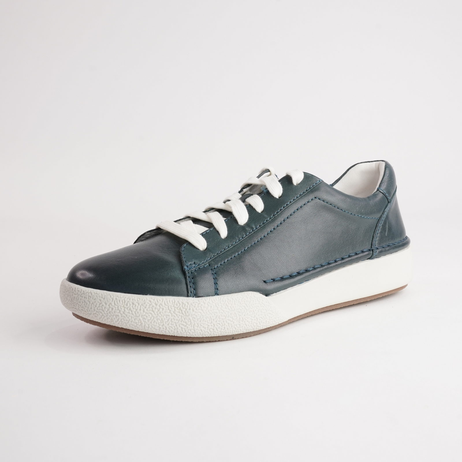Claire 01 Ocean Leather Sneakers