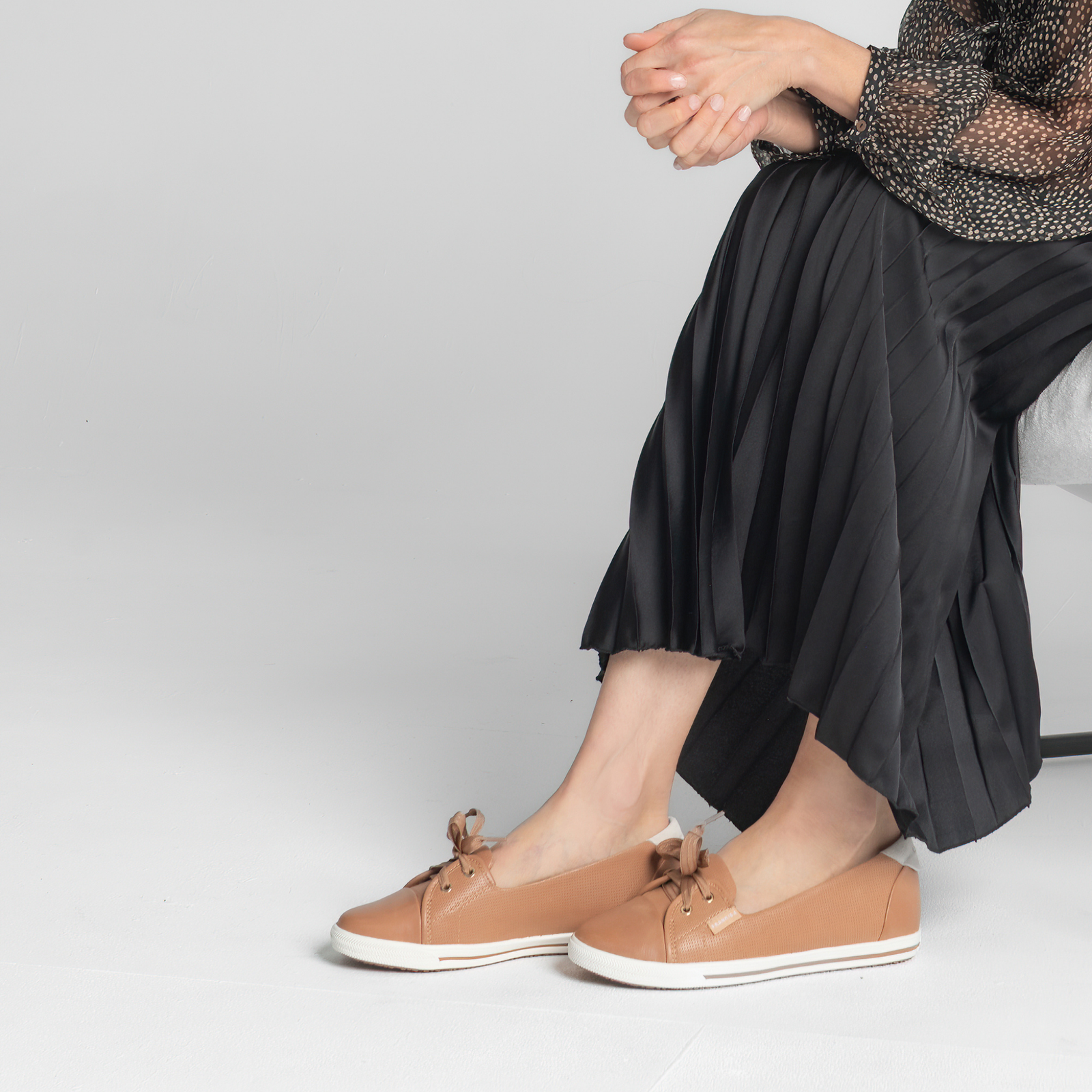 Hannah III Camel Punched Leather Sneakers