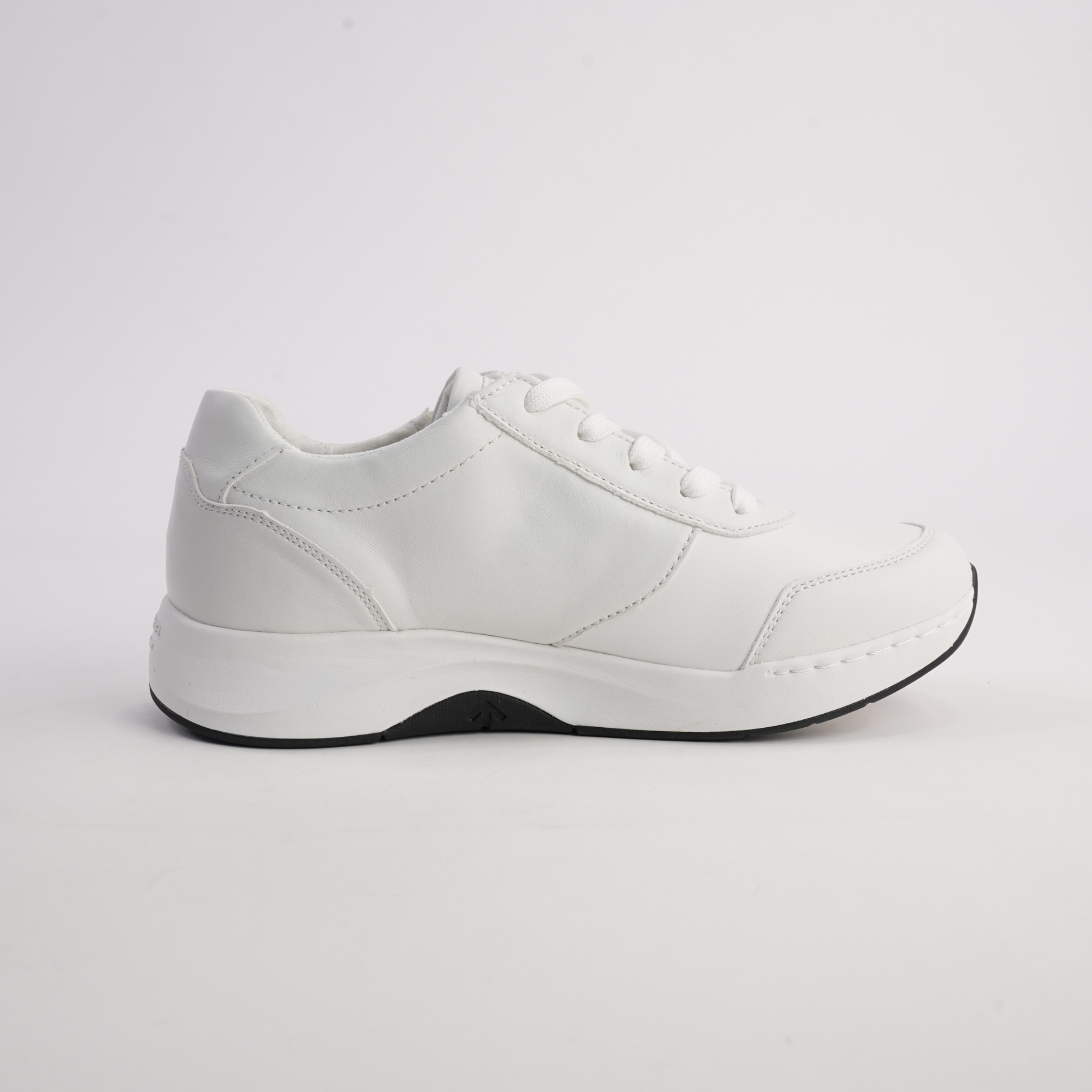 Ellie 06 White Leather Sneakers