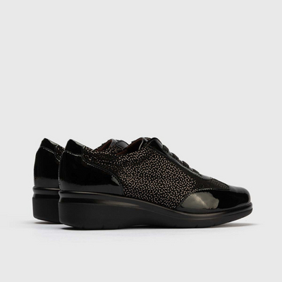 10022 Negro Leather Sneakers