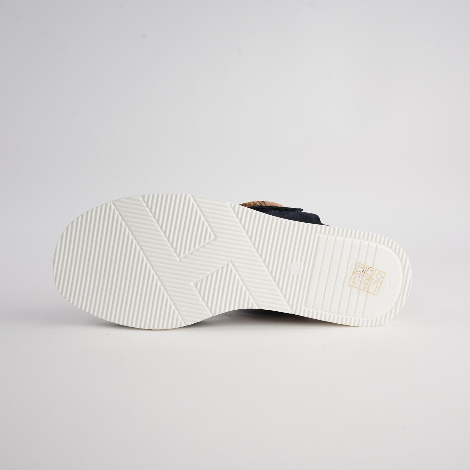 Aspen Navy Leather Sandals