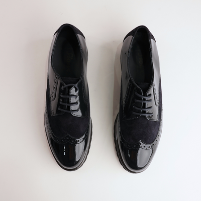 Meredith703 Navy Patent/ Navy Suede Leather Lace Up Flats
