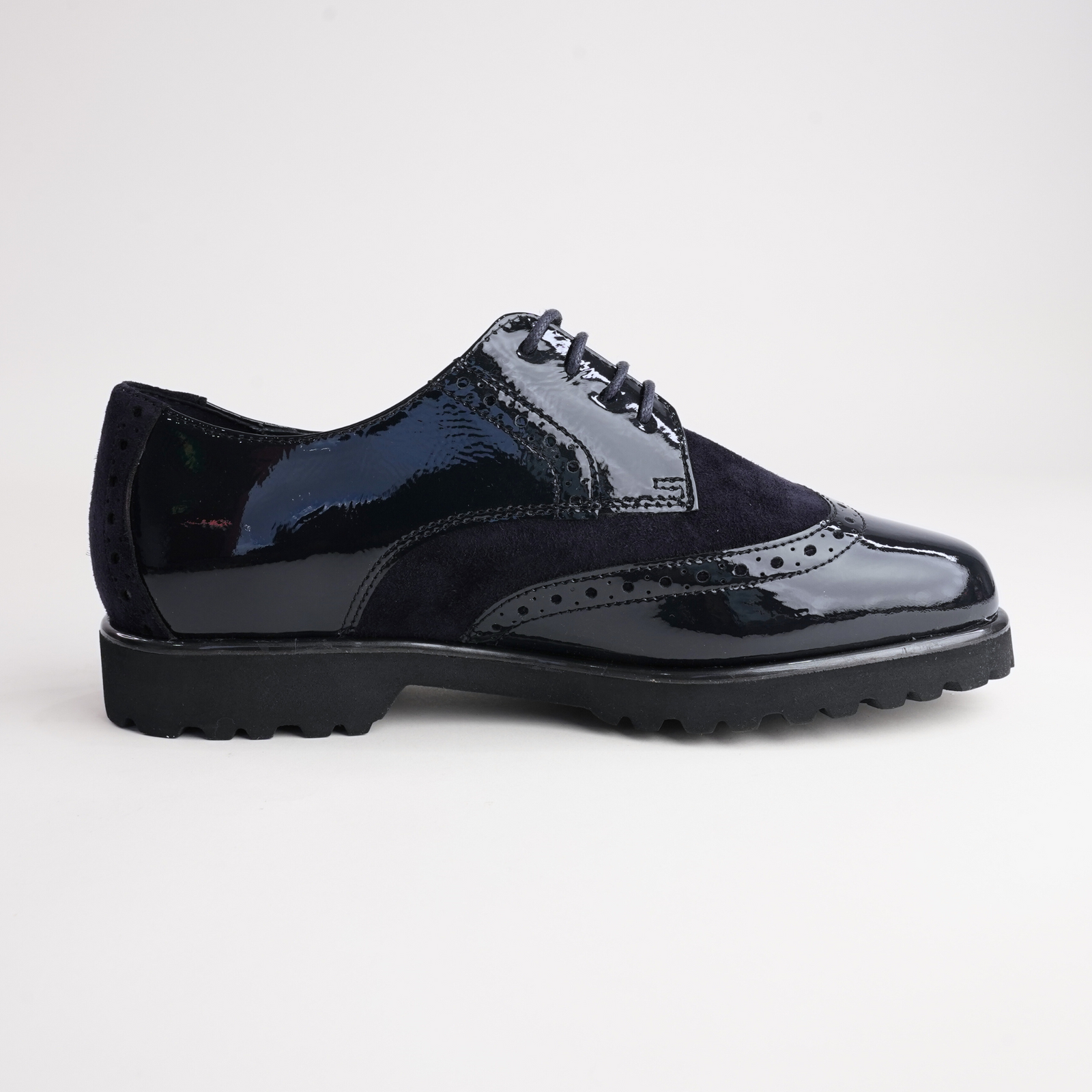 Meredith703 Navy Patent/ Navy Suede Leather Lace Up Flats
