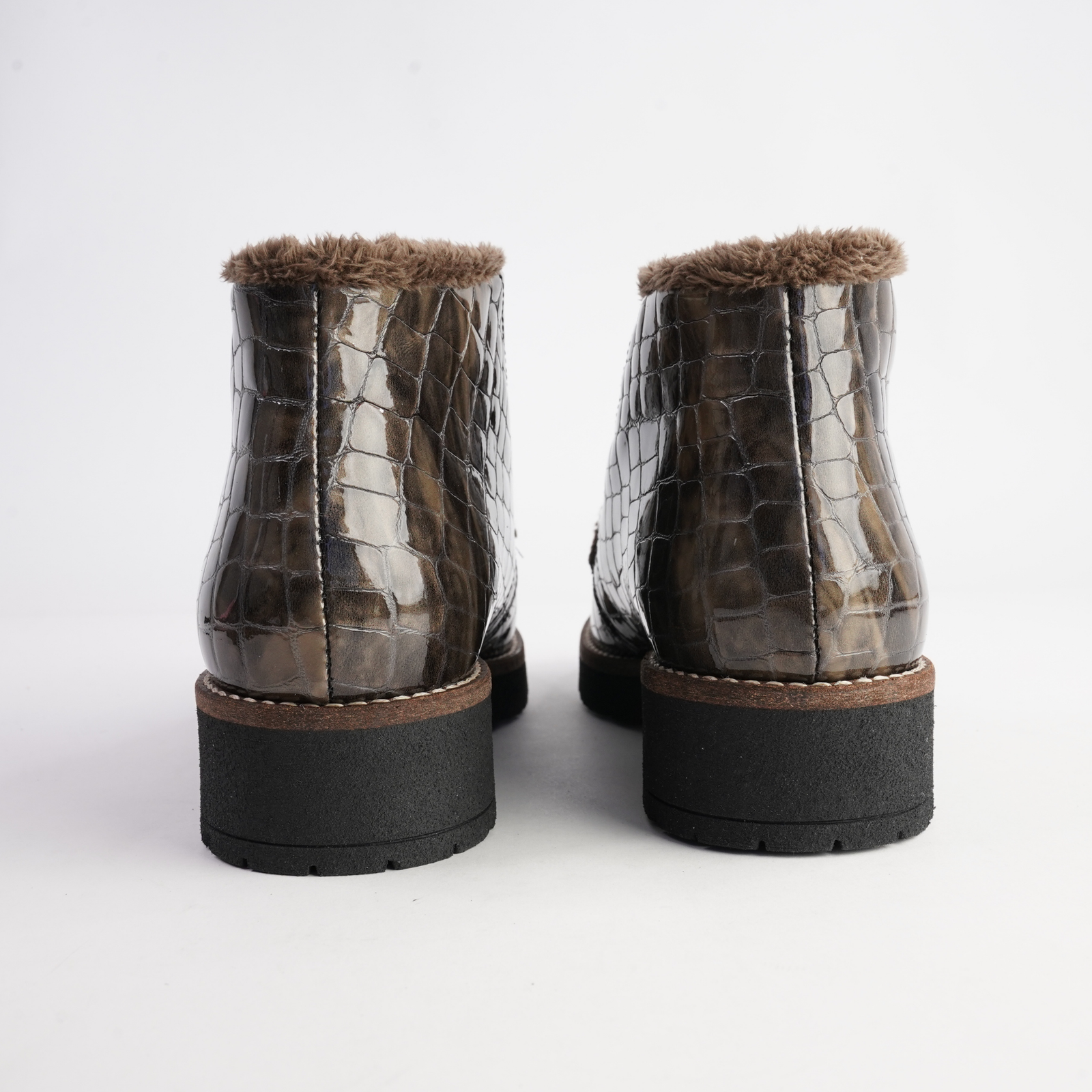 10773 Humo Patent Croc Leather Lace Up Boots