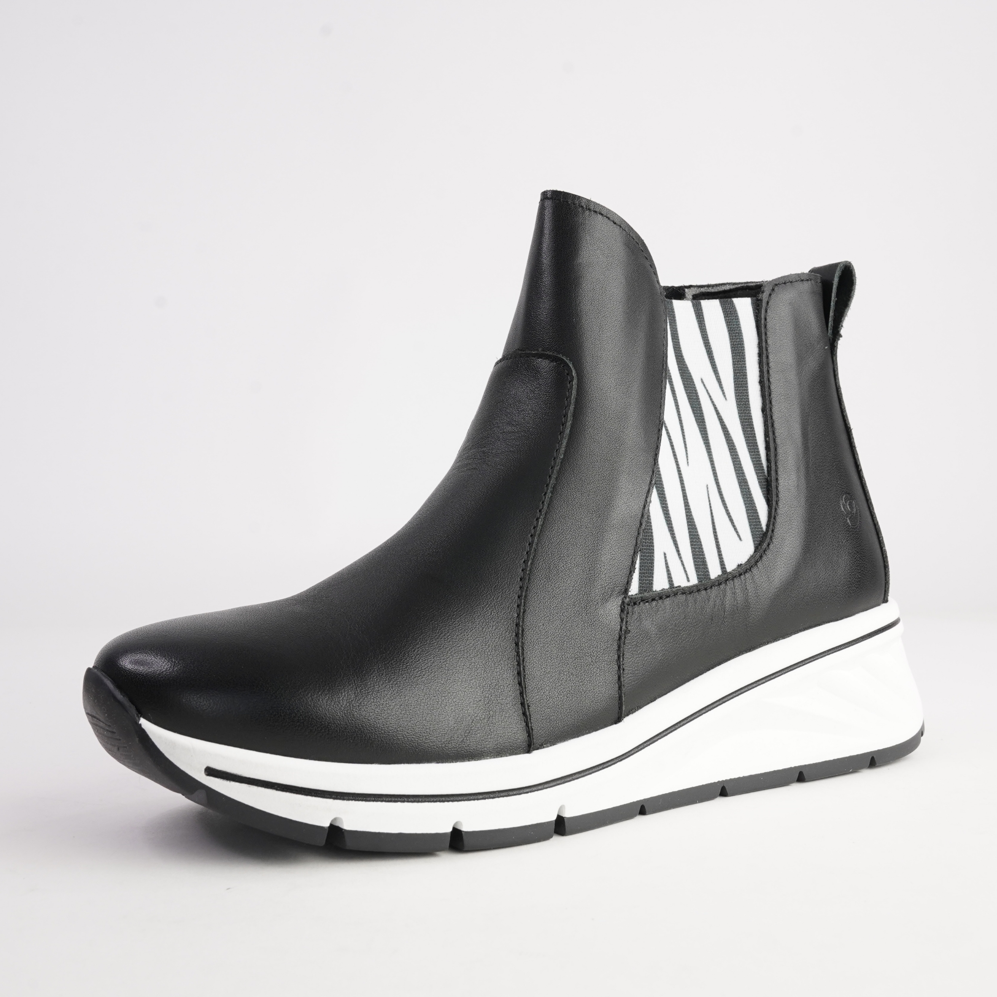 Brussels Black Leather Ankle Boots