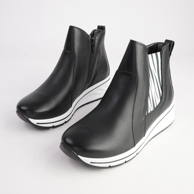 Brussels Black Leather Ankle Boots