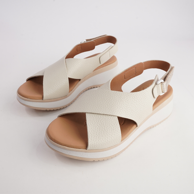 Selia Hielo Leather Sandals