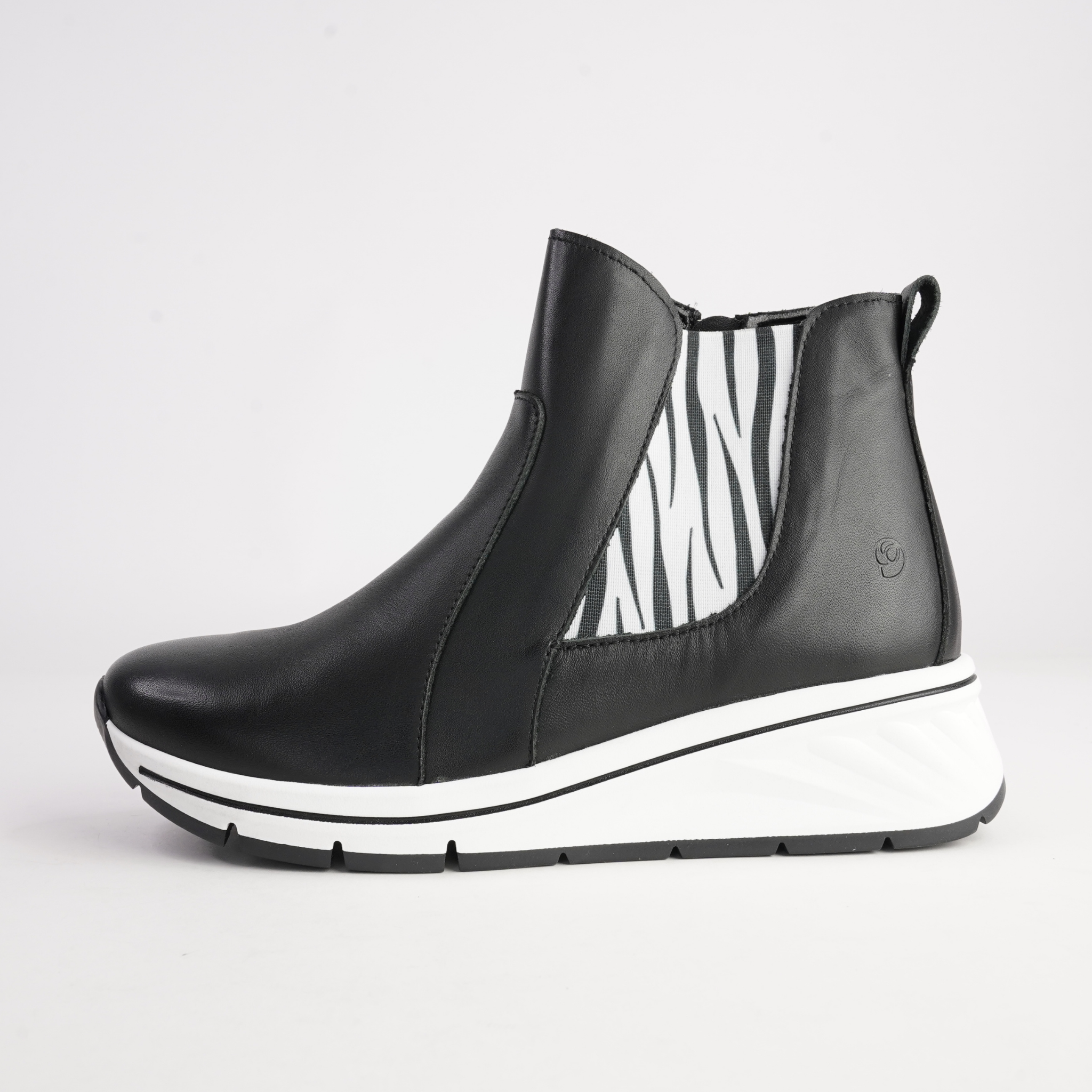 Brussels Black Leather Ankle Boots