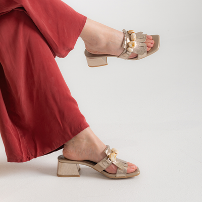 Hv254077 Champagne Leather Heels