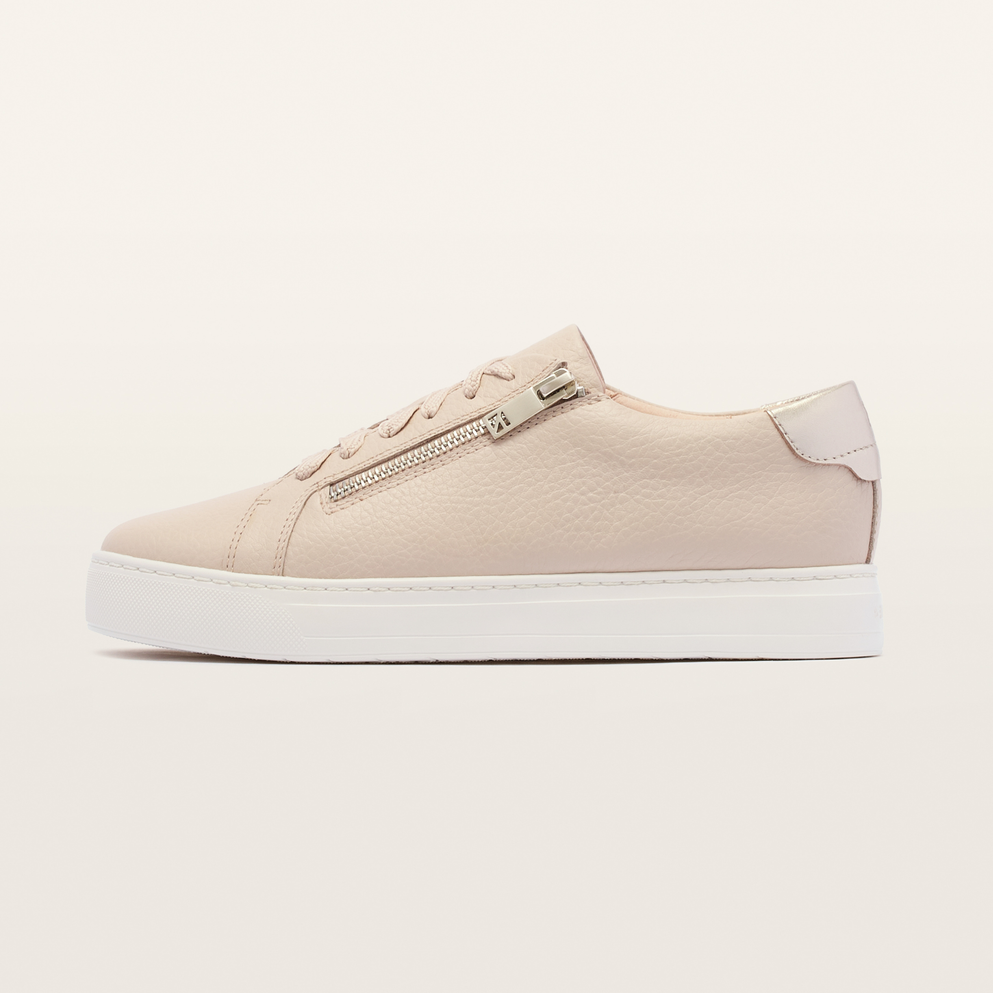 Billie II Ecru Leather Sneakers