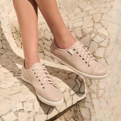 Nat III Light Blush Emboss Leather Sneakers