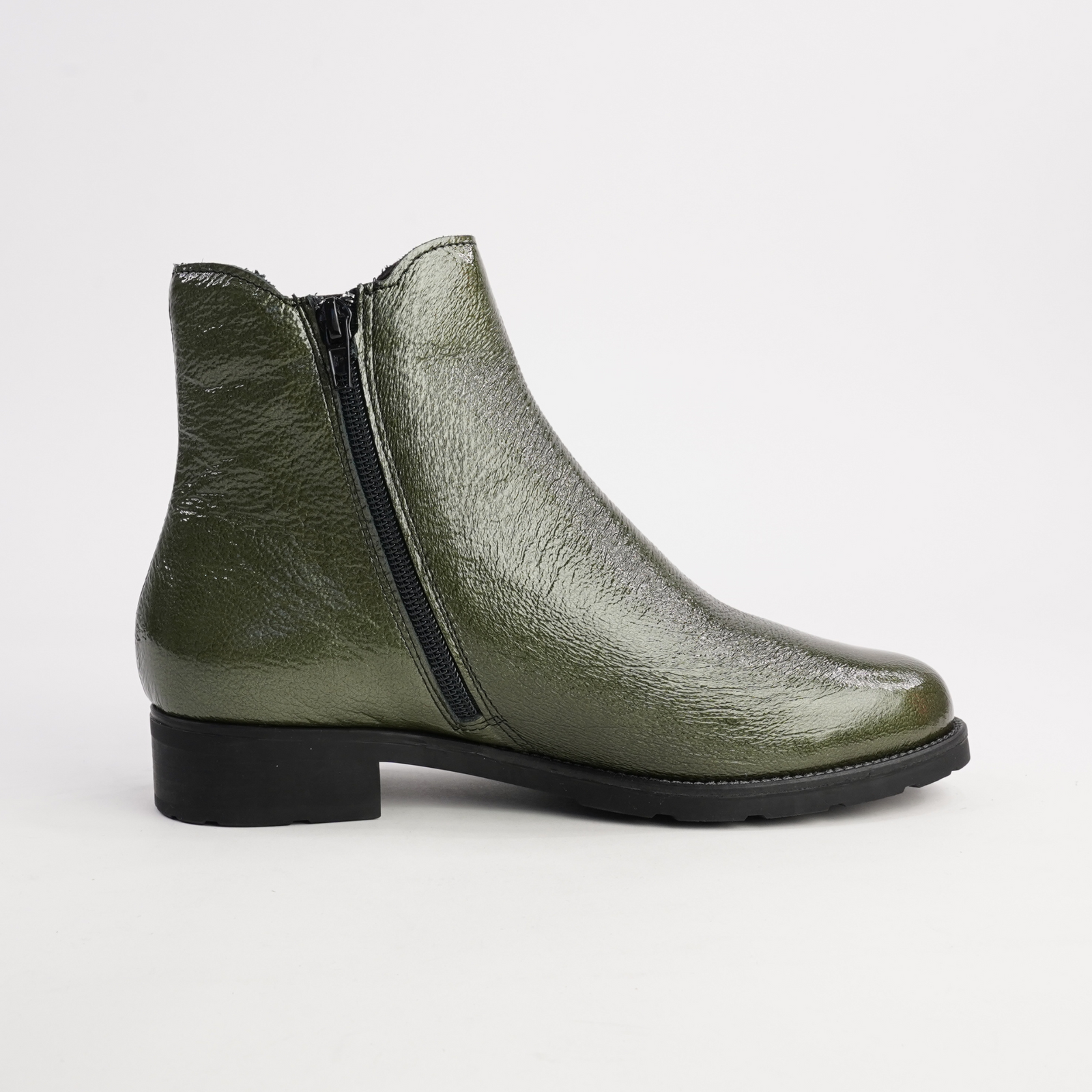 10182 Verde Leather Ankle Boots