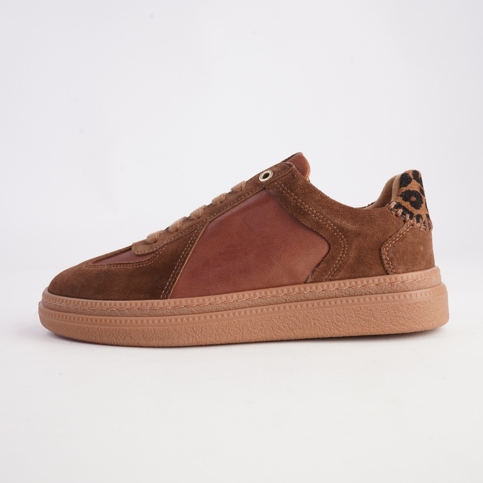 Eslyn Tan Leather Sneakers
