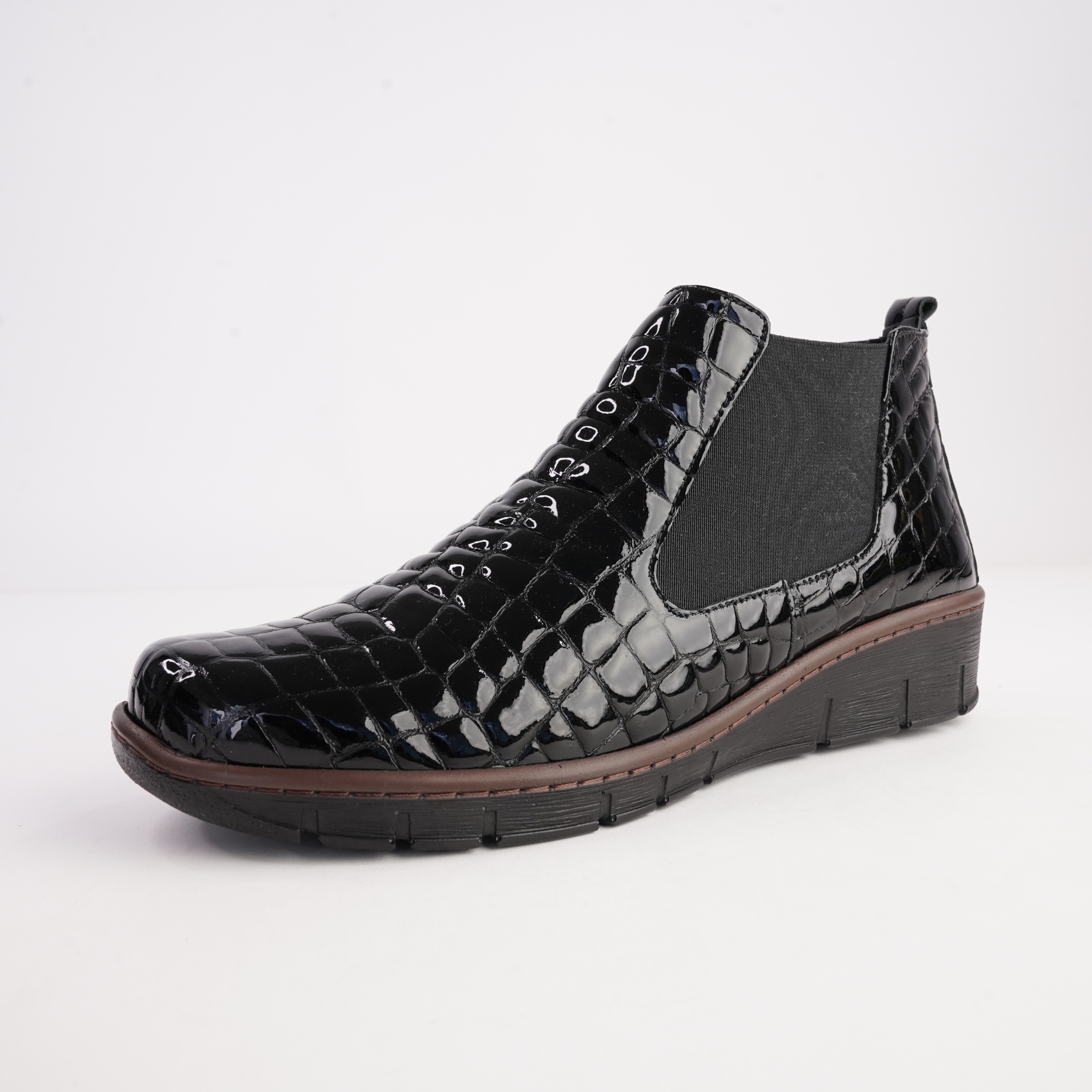 CP452-22 Black Croc Leather Ankle Boots
