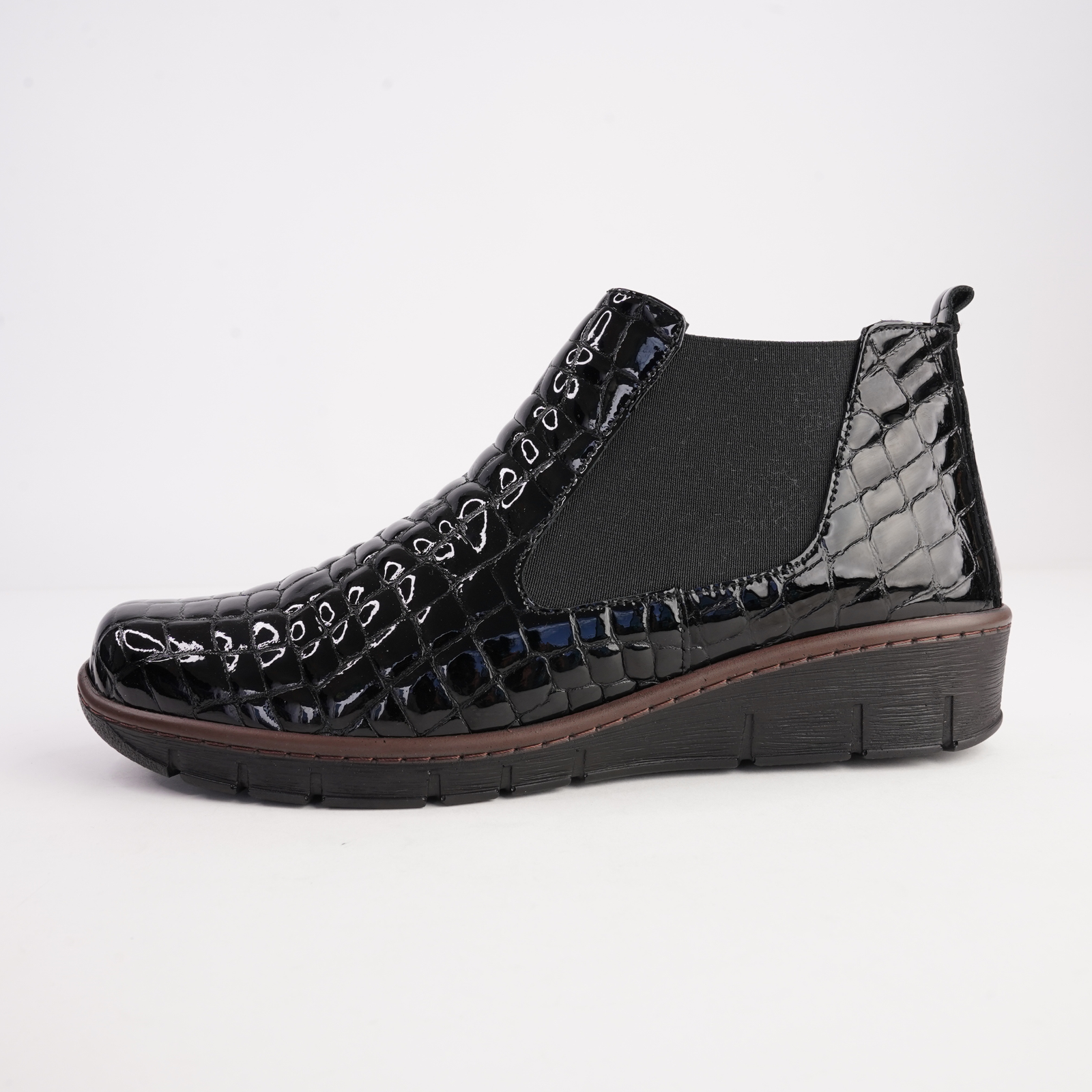 CP452-22 Black Croc Leather Ankle Boots