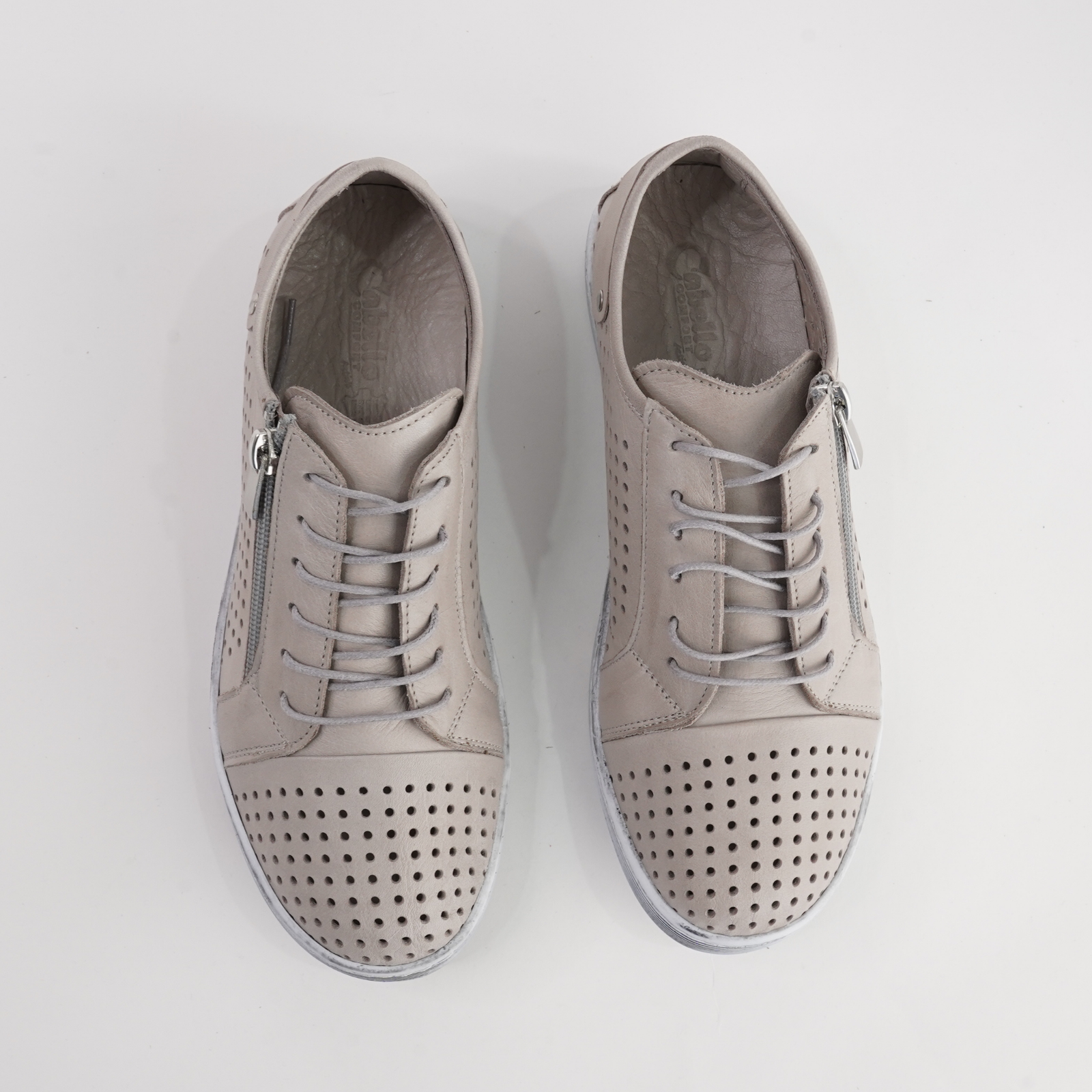 Eg17 Taupe Leather Sneakers