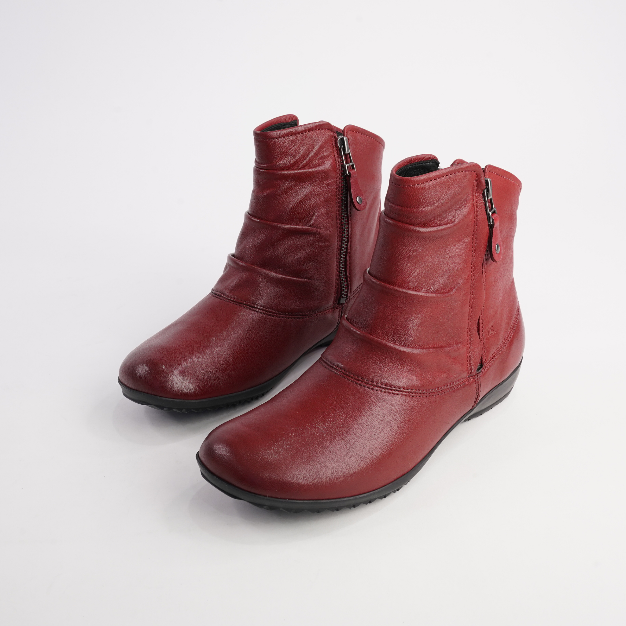 Naly 24 Carmin Leather Ankle Boots