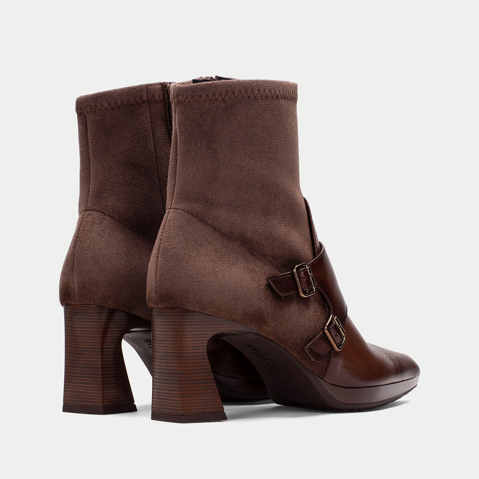 HI254304 Avellana Leather Ankle Boots