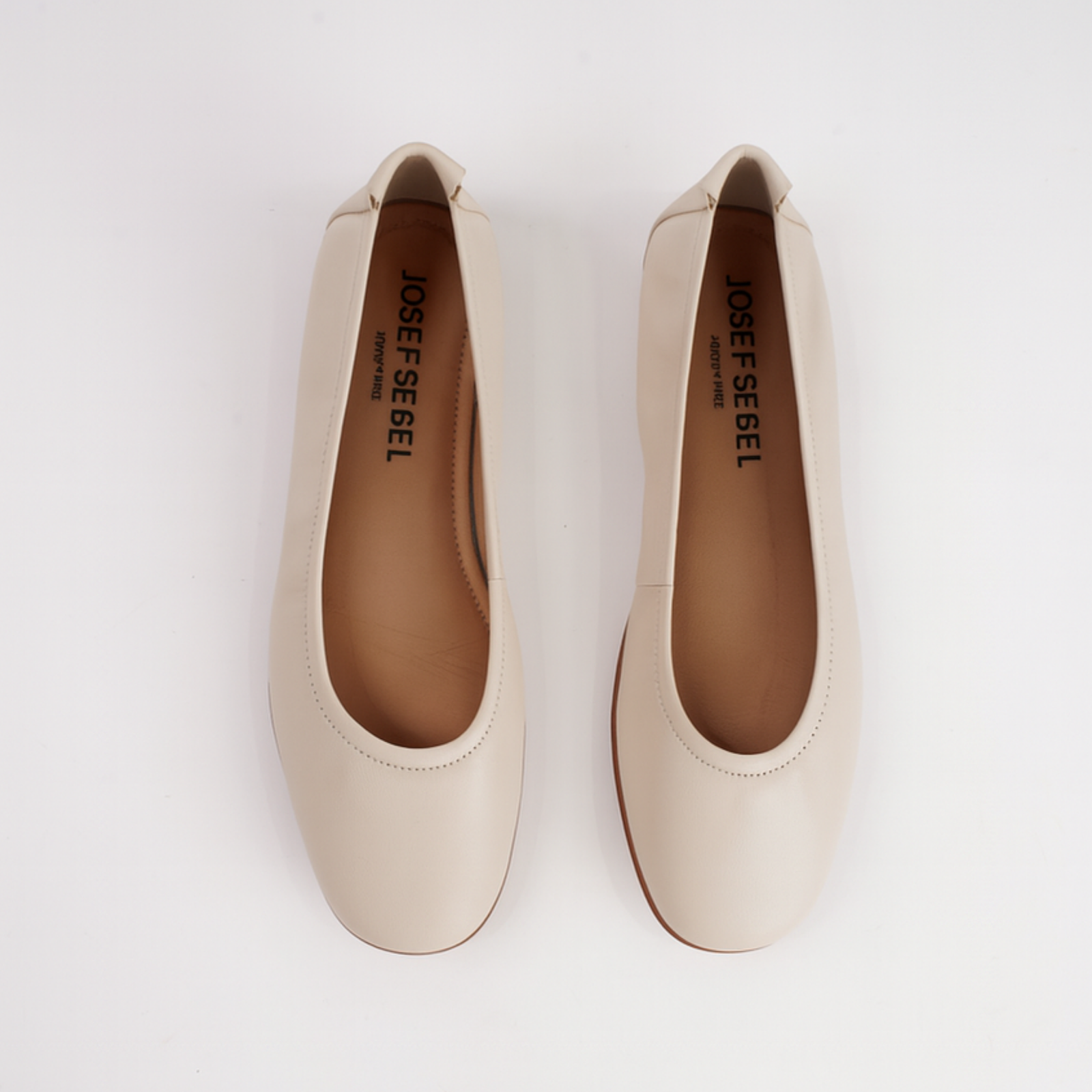 Fenja 01 Sand Leather Ballet Flats