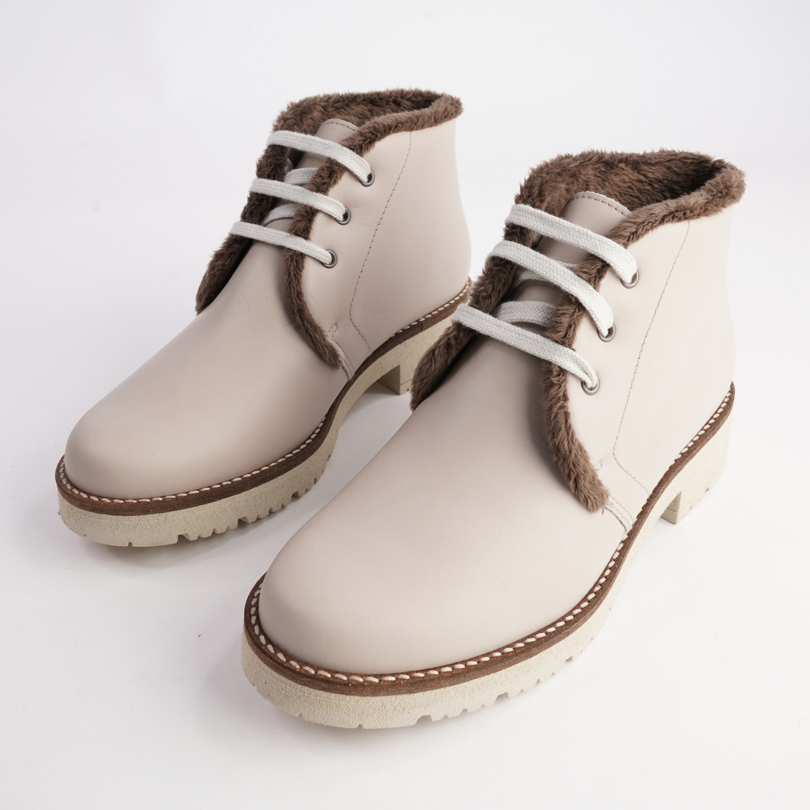 10777 Piedra Leather Lace Up Boots