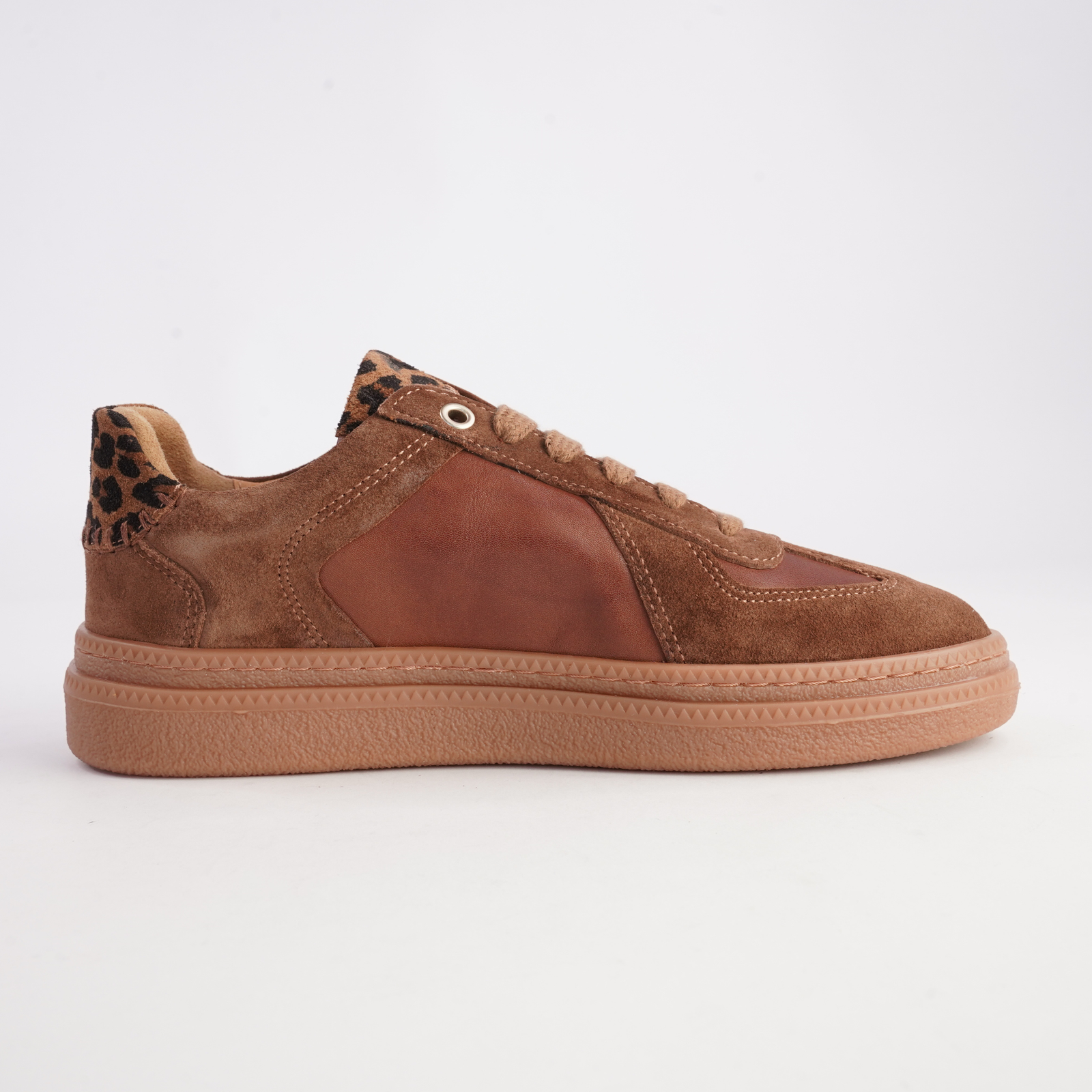 Eslyn Tan Leather Sneakers