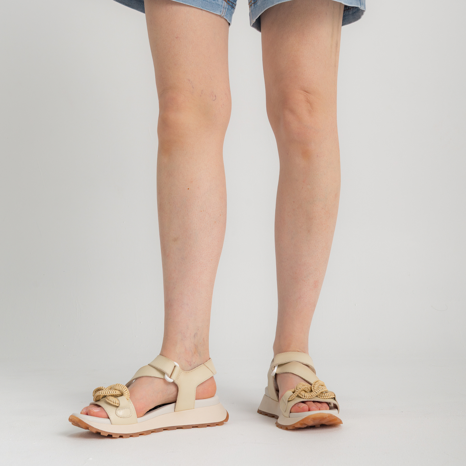 Hv253964 Latte Leather Sandals