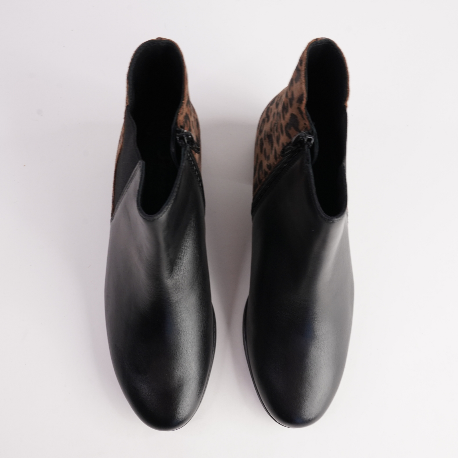 Fendrina-710 Black Leather Leopard Ankle Boots