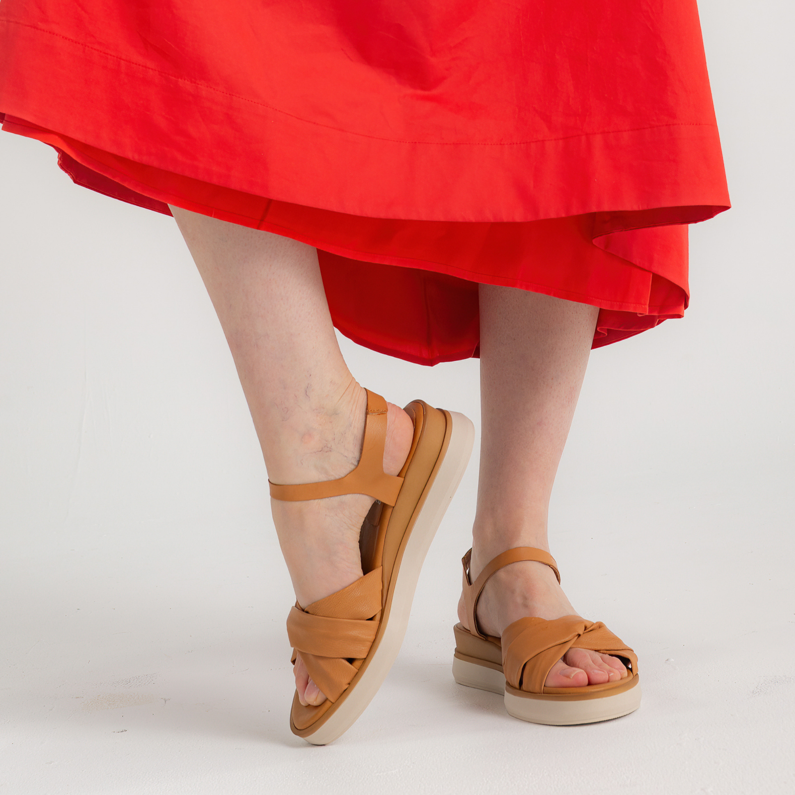 Deliah Caoba Leather Sandals