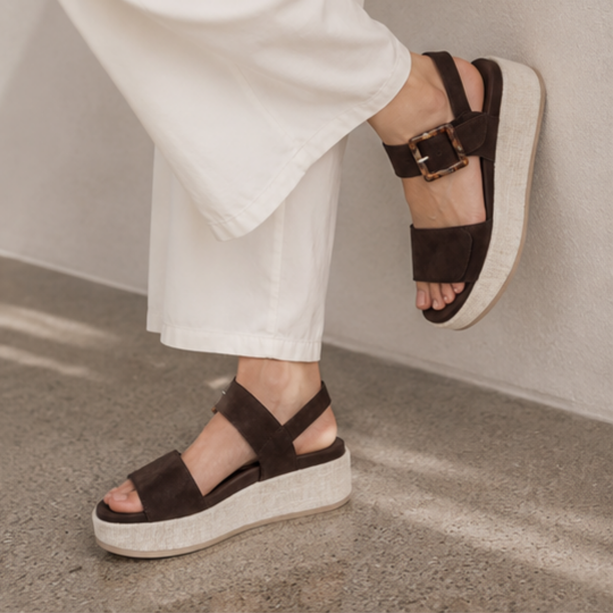 D1N54 Havana Suede Wedge Sandals