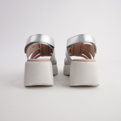 Dove Silver/ Off White Leather Sandals