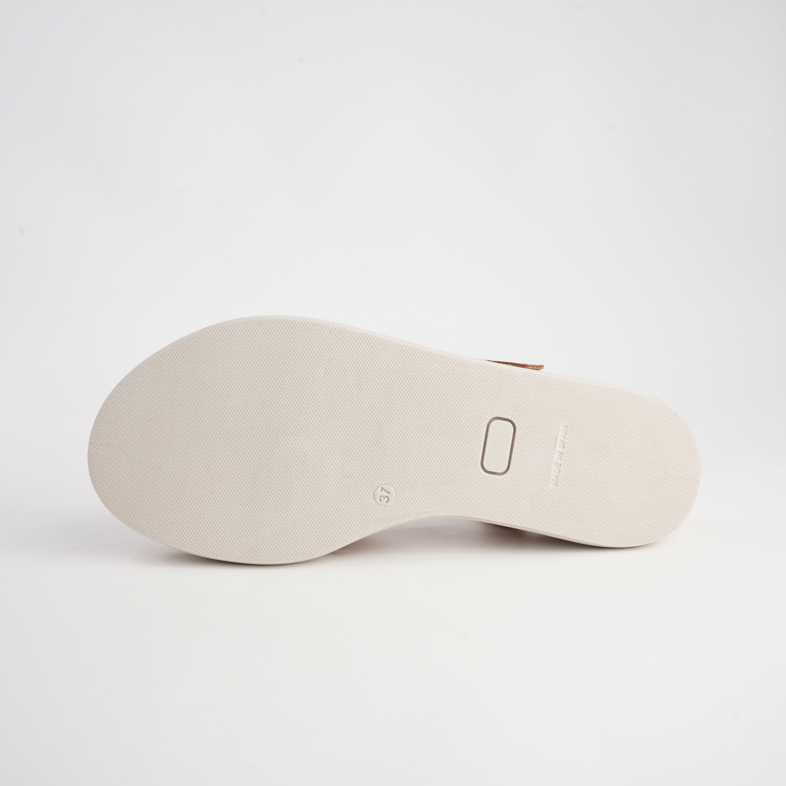 Deliah Caoba Leather Sandals