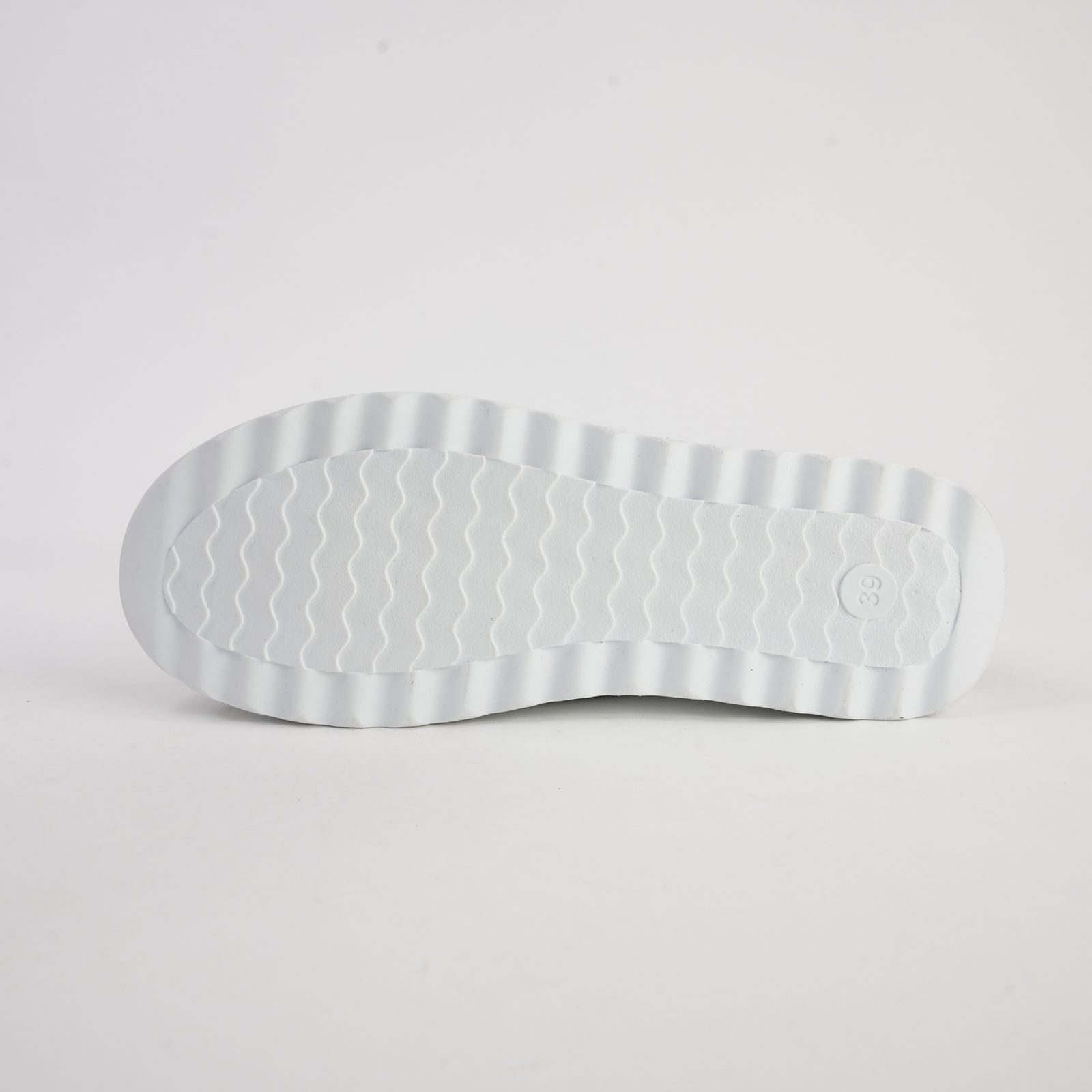 Eg256 Black Leather Sneakers