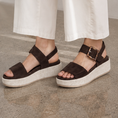 D1N54 Havana Suede Wedge Sandals