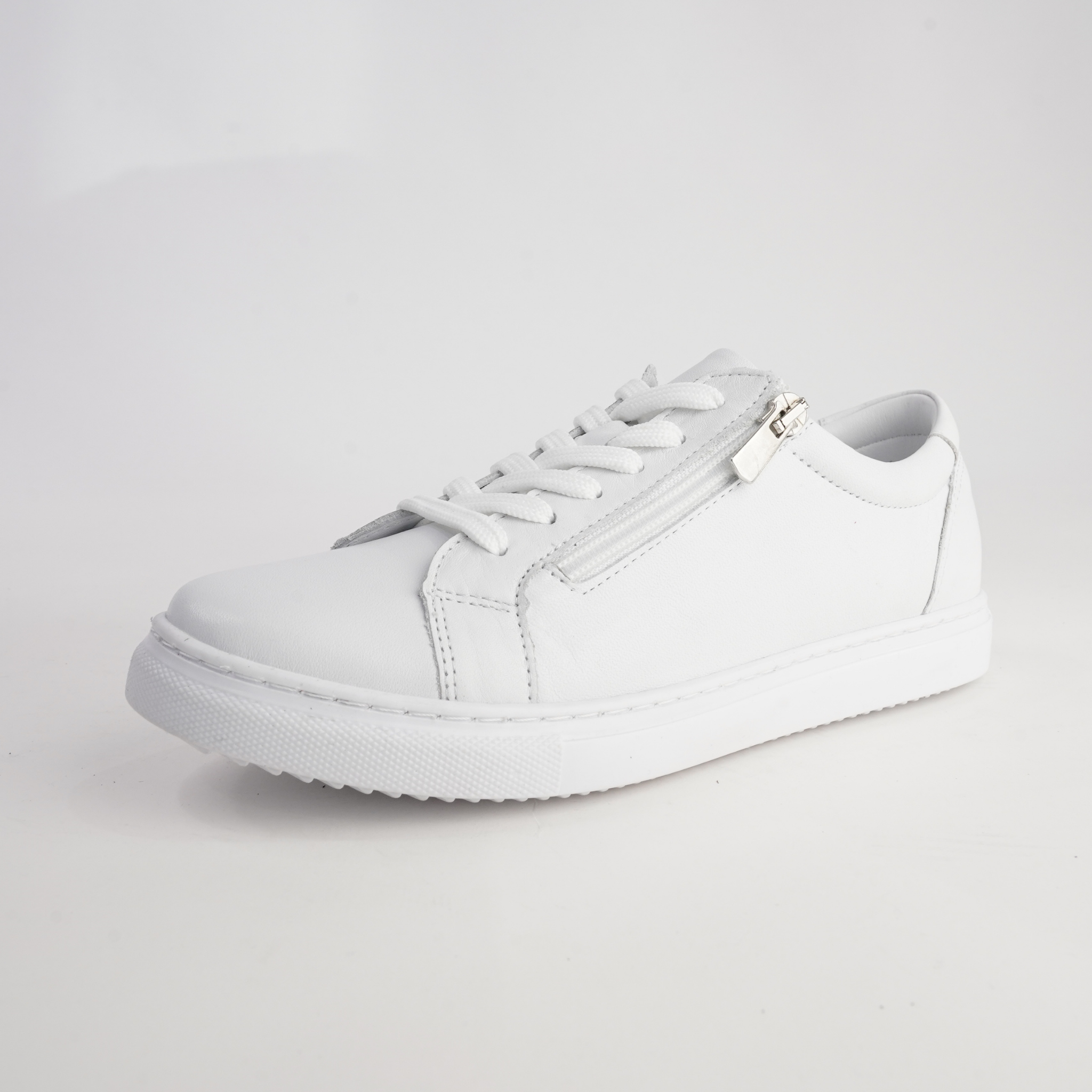 Unly White Leather Sneakers