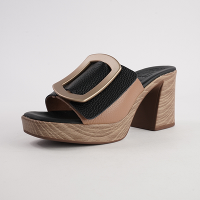 Rouba Negro Leather Heels