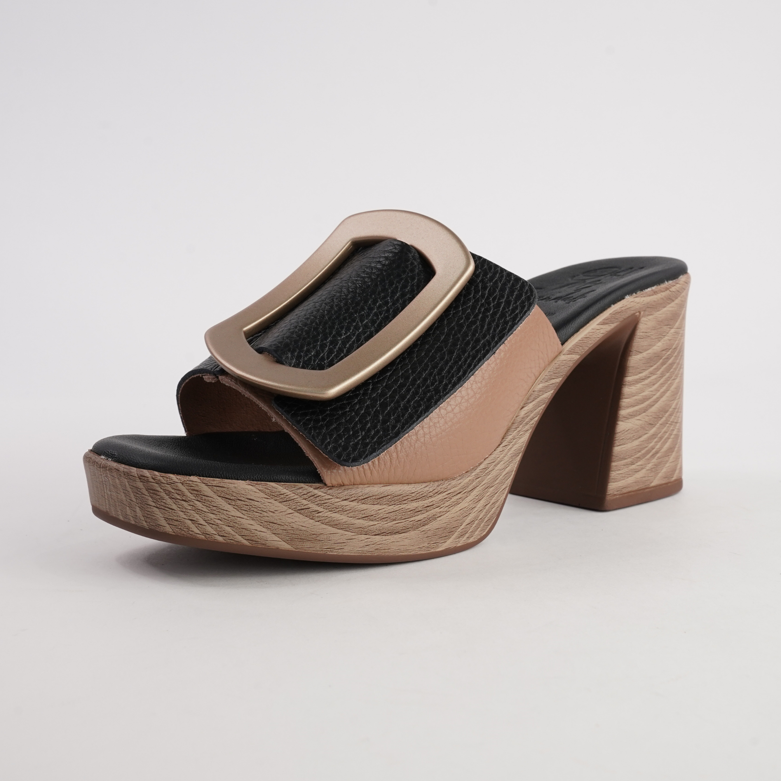 Rouba Negro Leather Heels