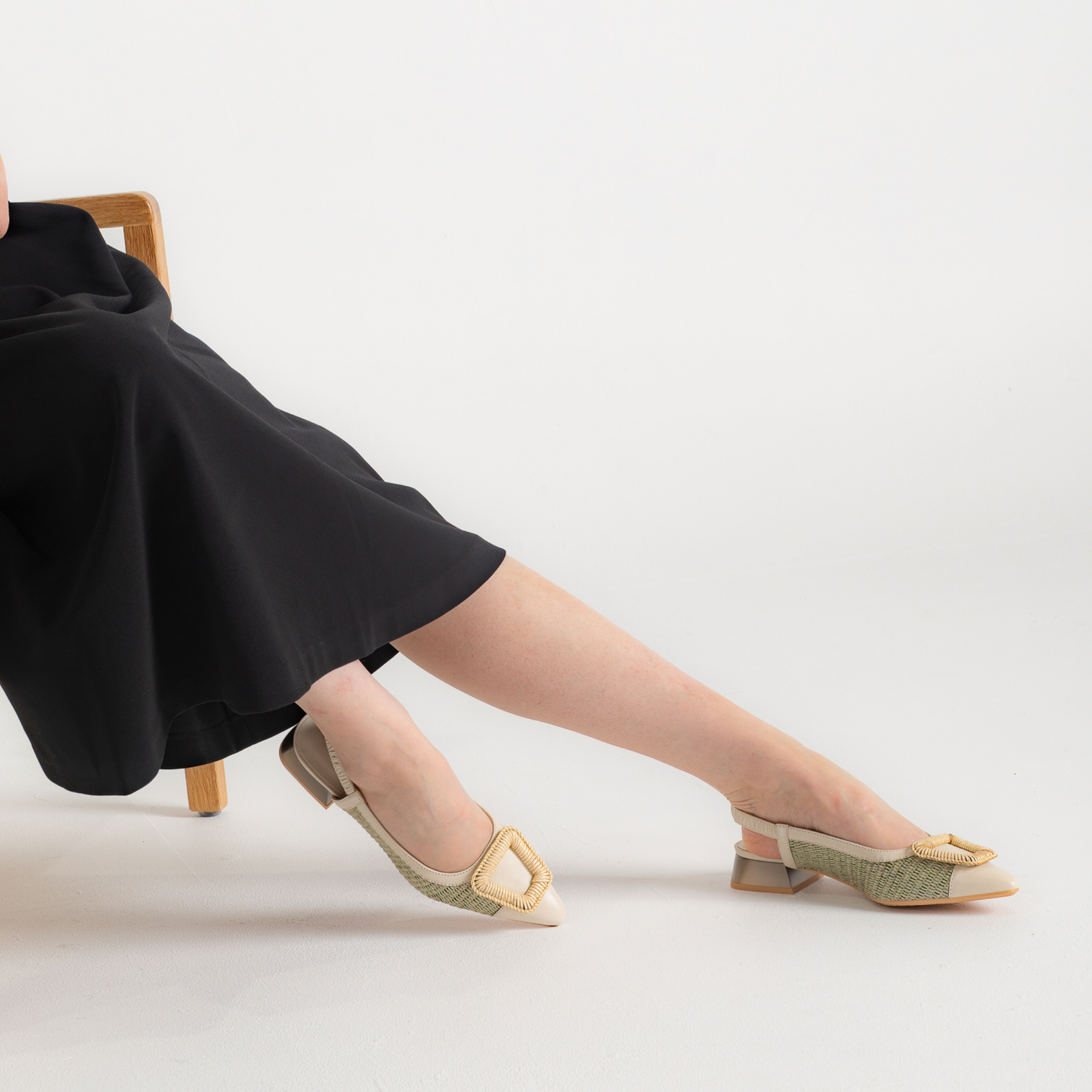 Rhv254046 Latte/ Eucalyptus Leather Flats