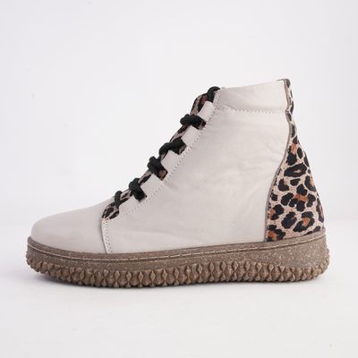 Bonnie Taupe Leather Lace Up Boots