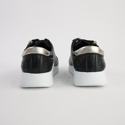 Eg256 Black Leather Sneakers