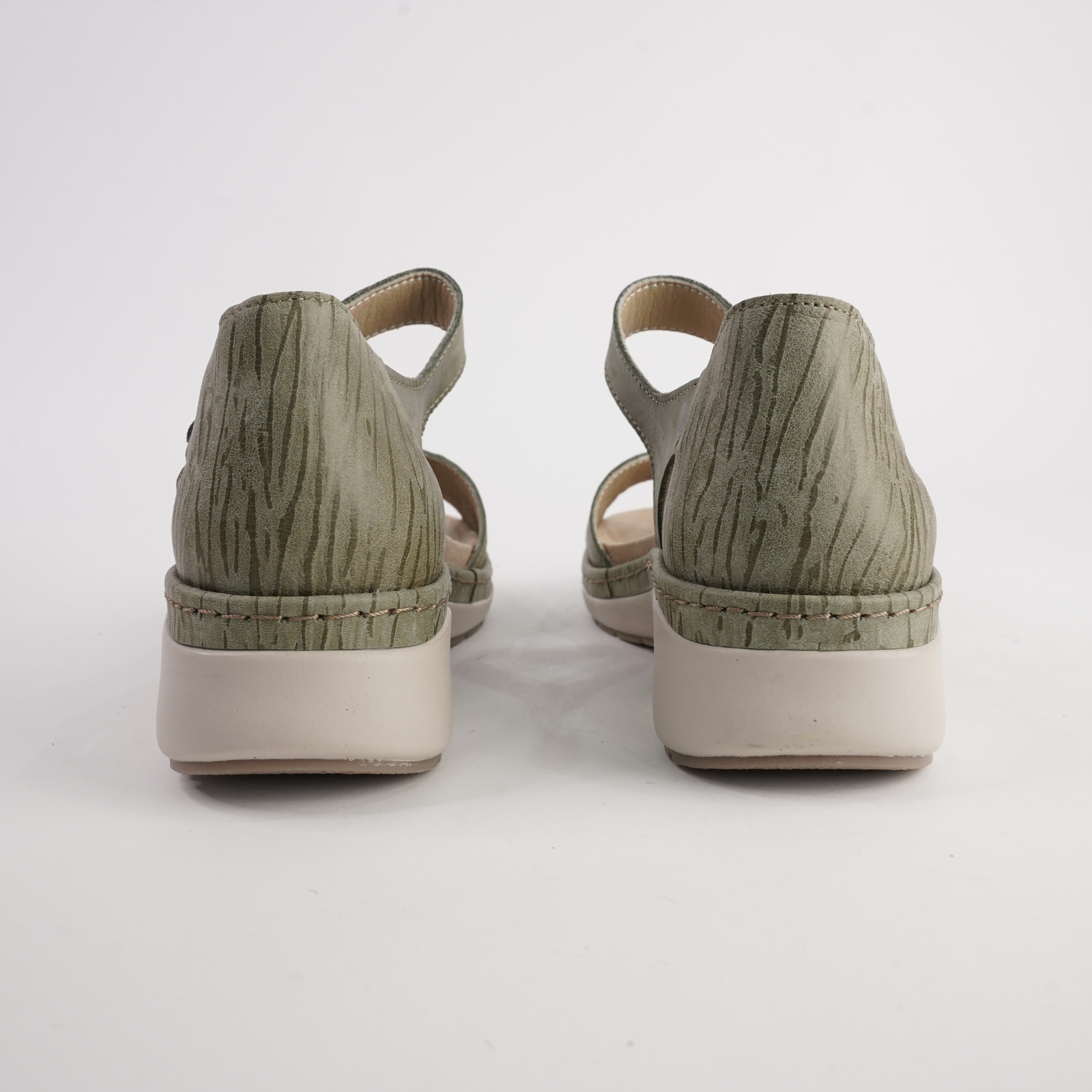 Dickens Hunter Leather Sandals