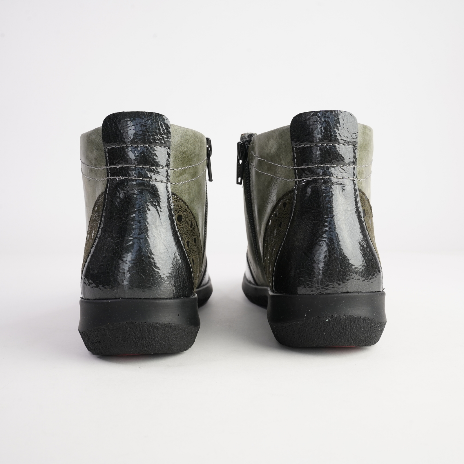 Oxana Hunter Leather Lace Up Boots