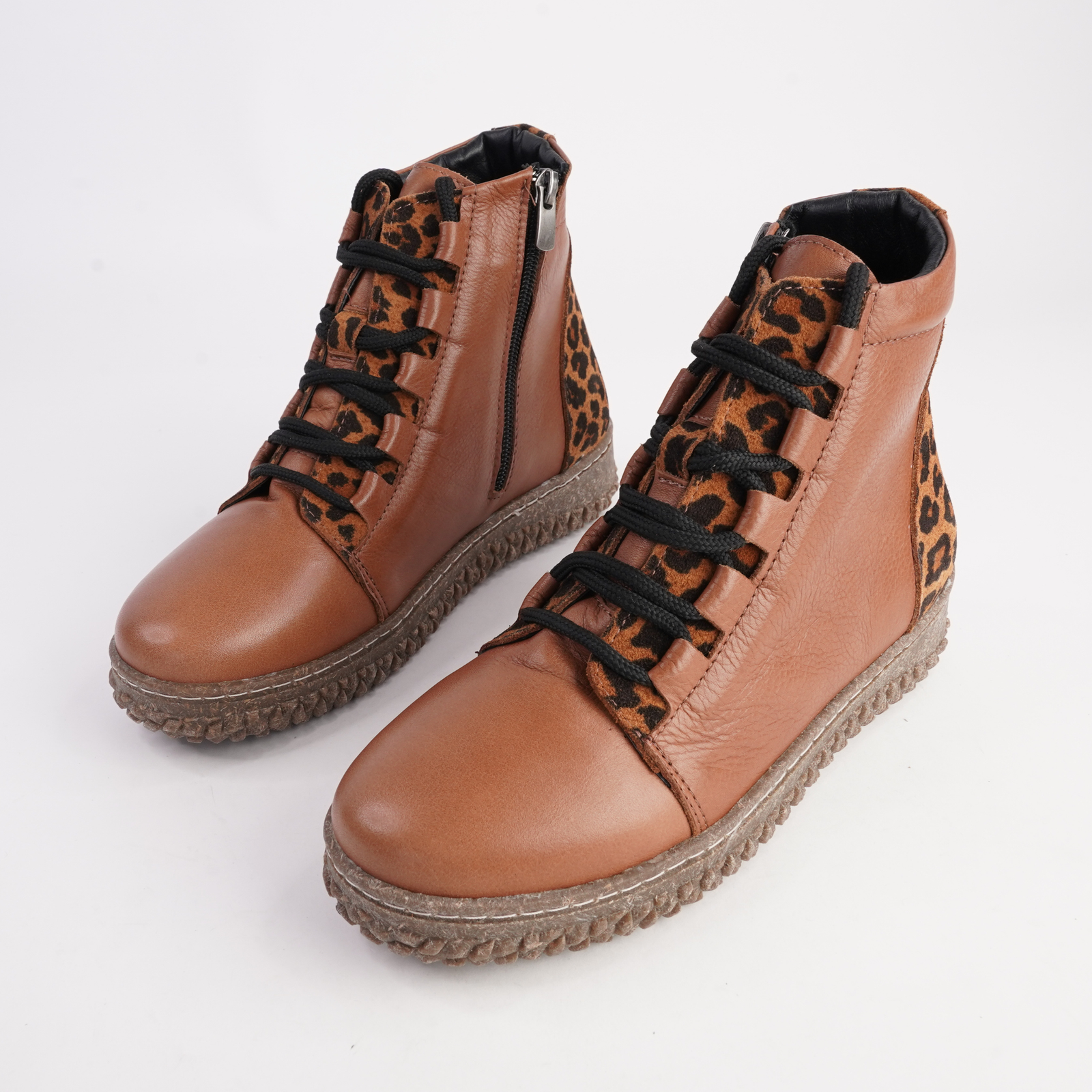 Bonnie Tan Leather Lace Up Boots