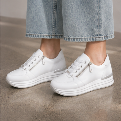 D1302 White Leather Sneakers
