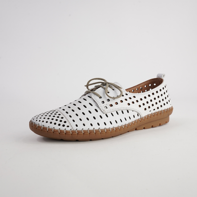 Kroon White Leather Lace Up Flats