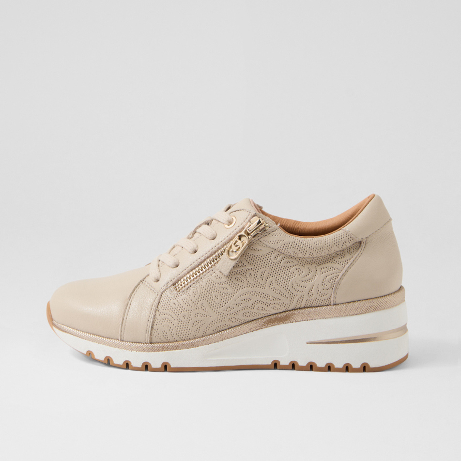 Lovin Almond Leather Sneakers