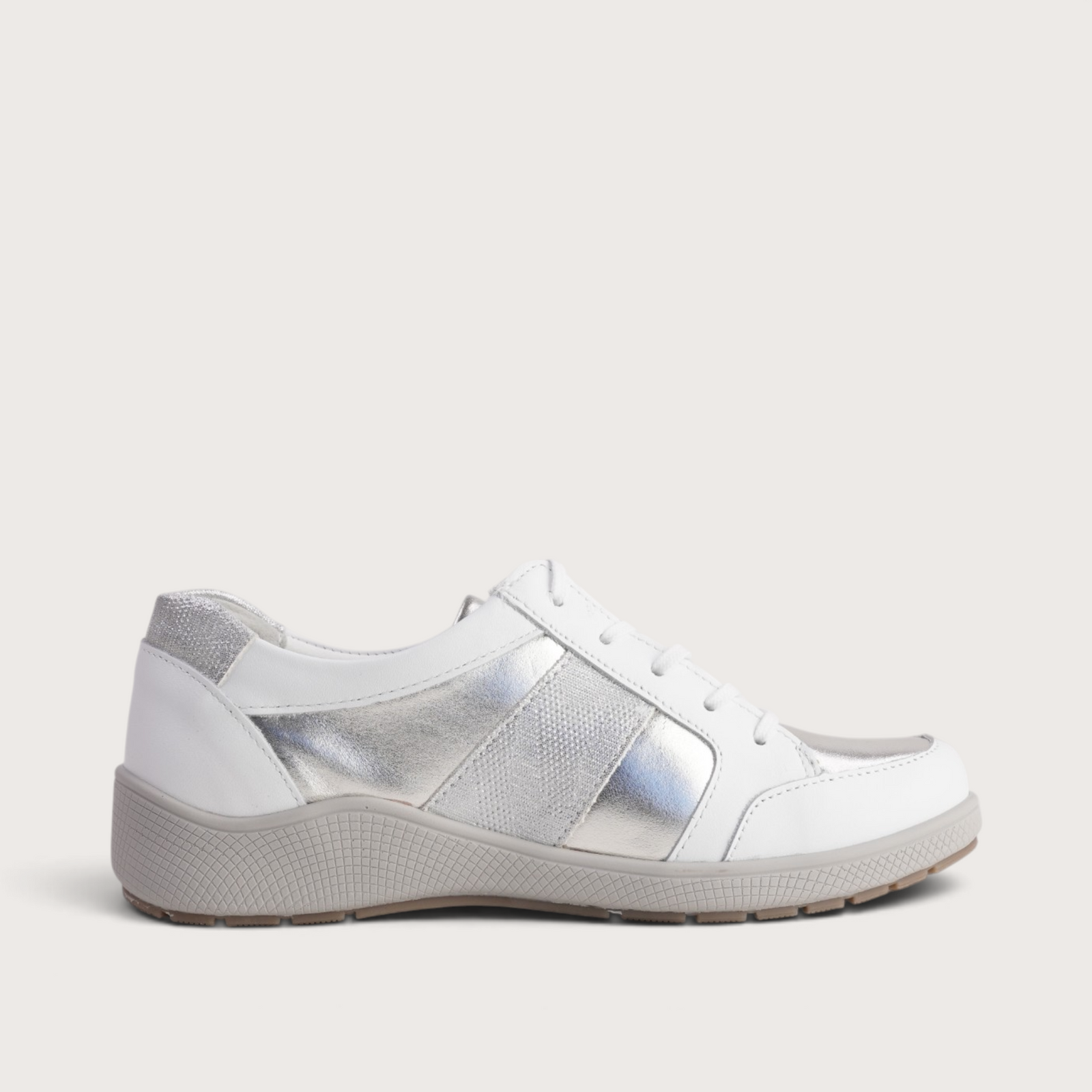 Pool White Combo Leather Sneakers