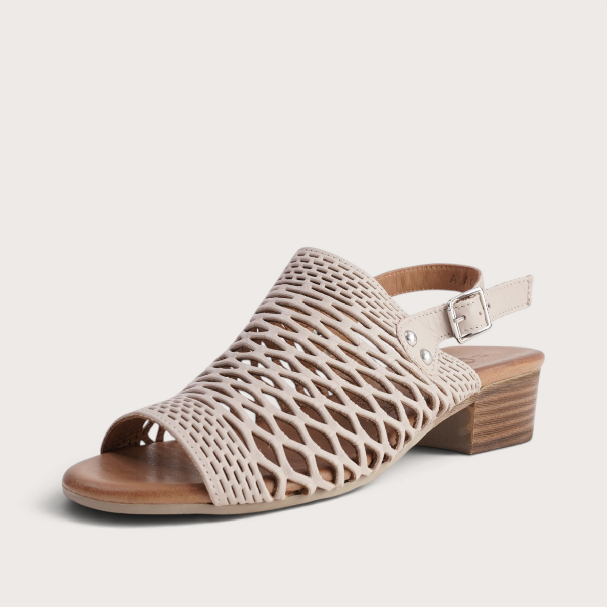 Alaca Beige Leather Sandals